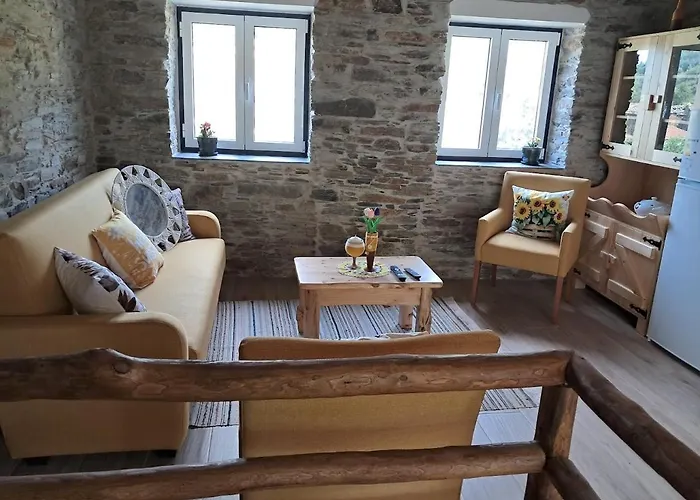 Al Rossadas Carqueija 別荘